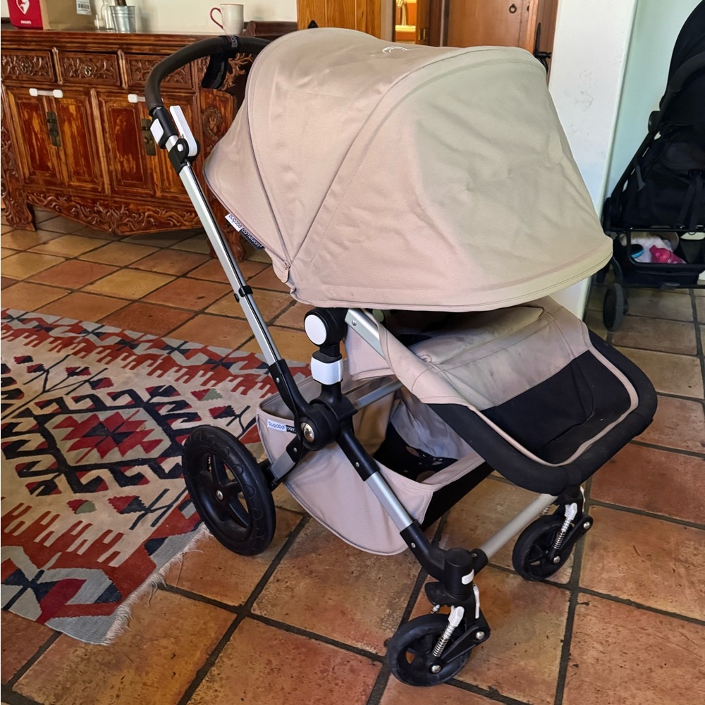 Bugaboo Cameleon Stroller - Picture 2 of 3